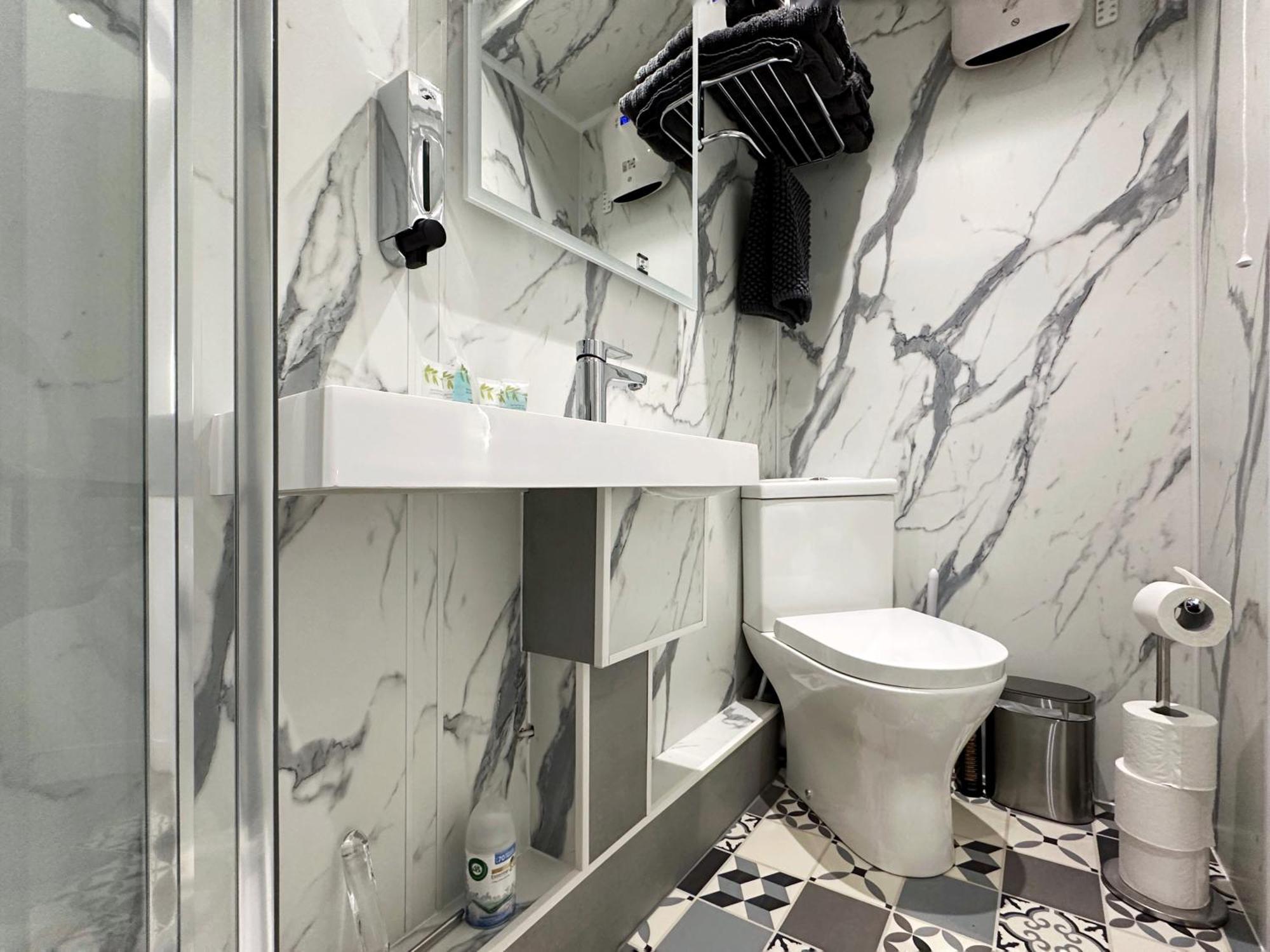 Kensington Studio Hosted By Airoperate Near Notting Hill - 1 Double Bed , 1 Sofa Bed, Ground Floor Apartment Via Private Entrance London Luaran gambar