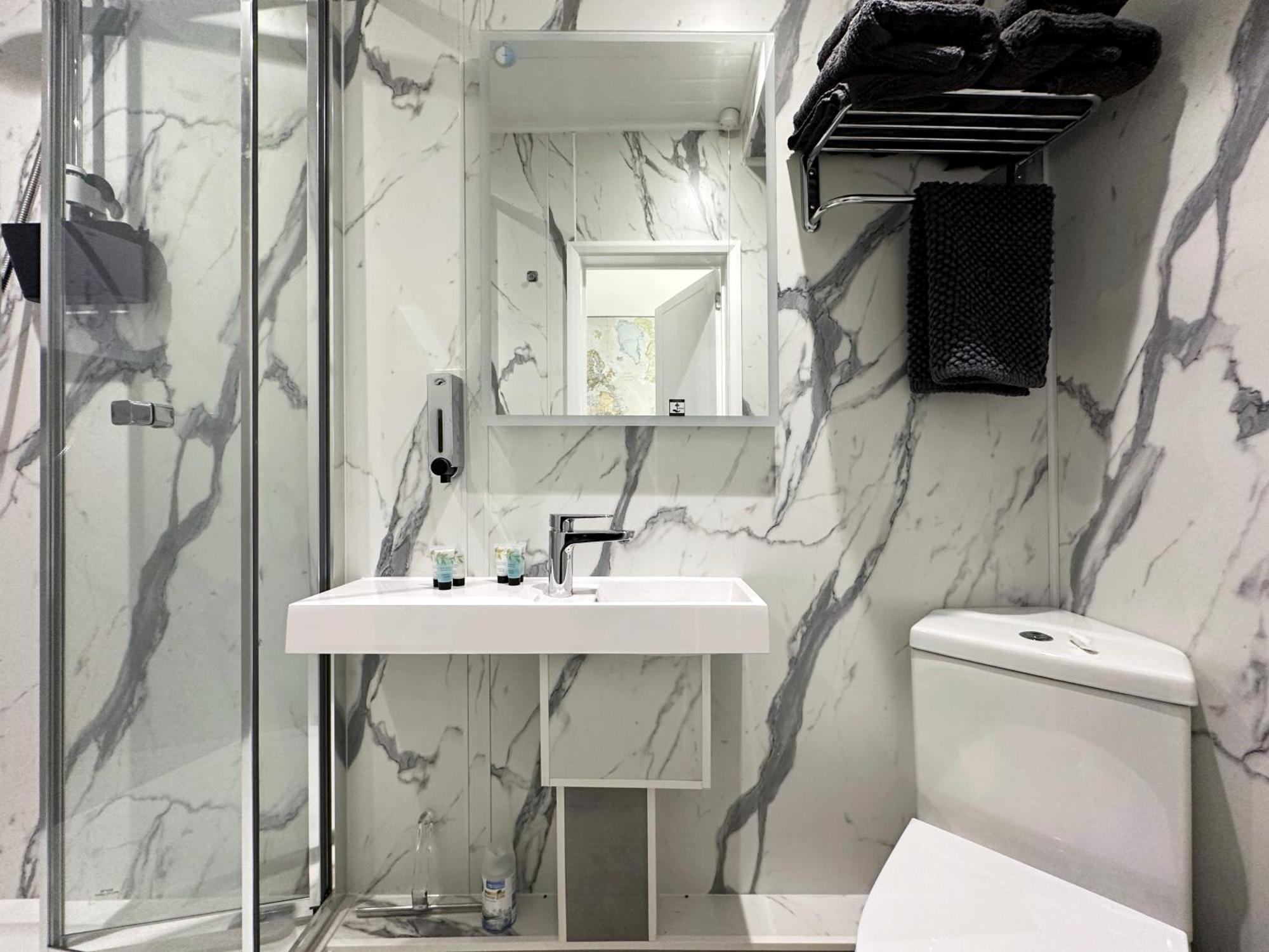 Kensington Studio Hosted By Airoperate Near Notting Hill - 1 Double Bed , 1 Sofa Bed, Ground Floor Apartment Via Private Entrance London Luaran gambar